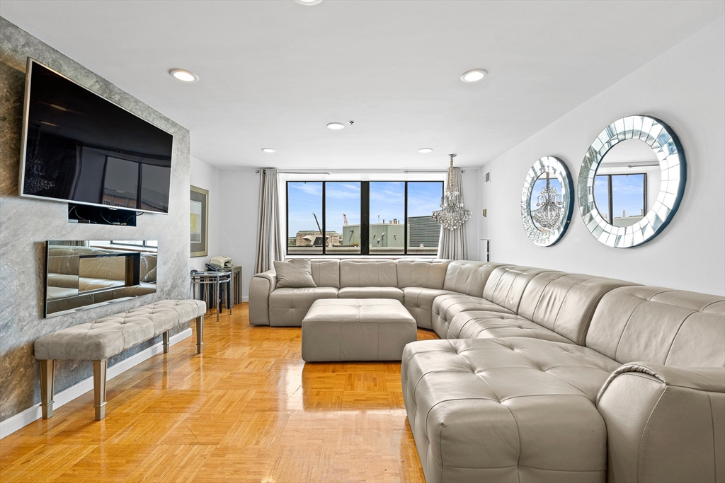 357 Commercial, Waterfront