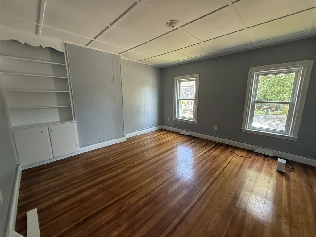 410 Court St, North Plymouth