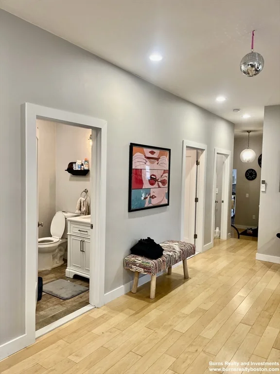 599 East Broadway, South Boston