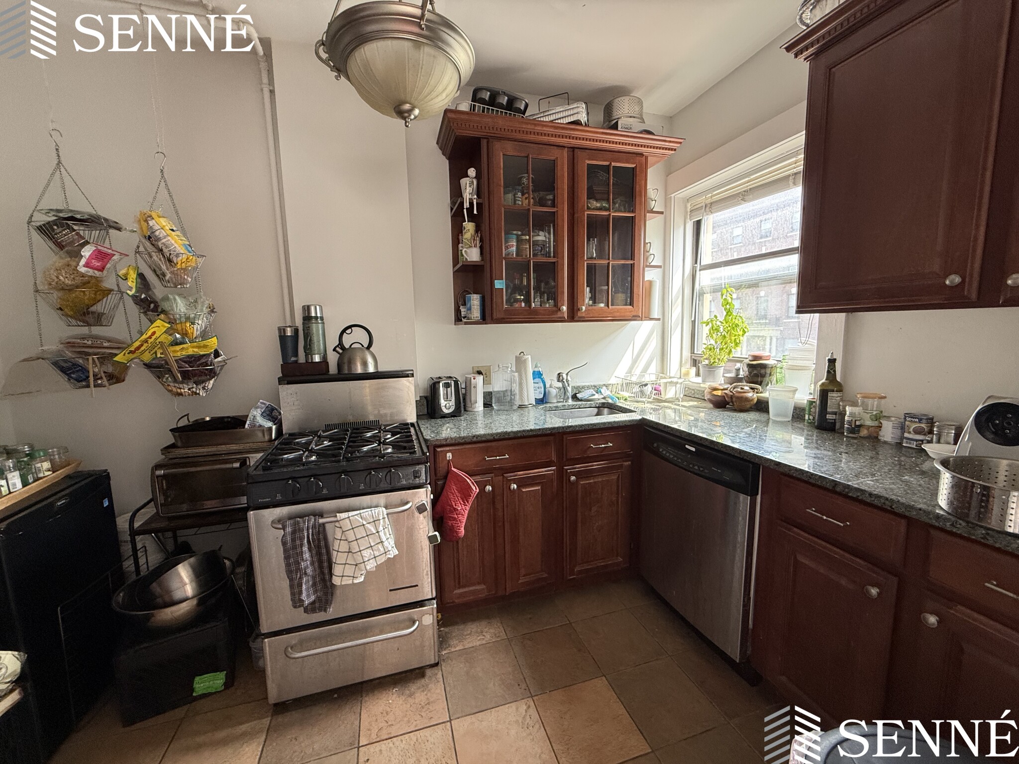 84 Prescott St, Mid-Cambridge