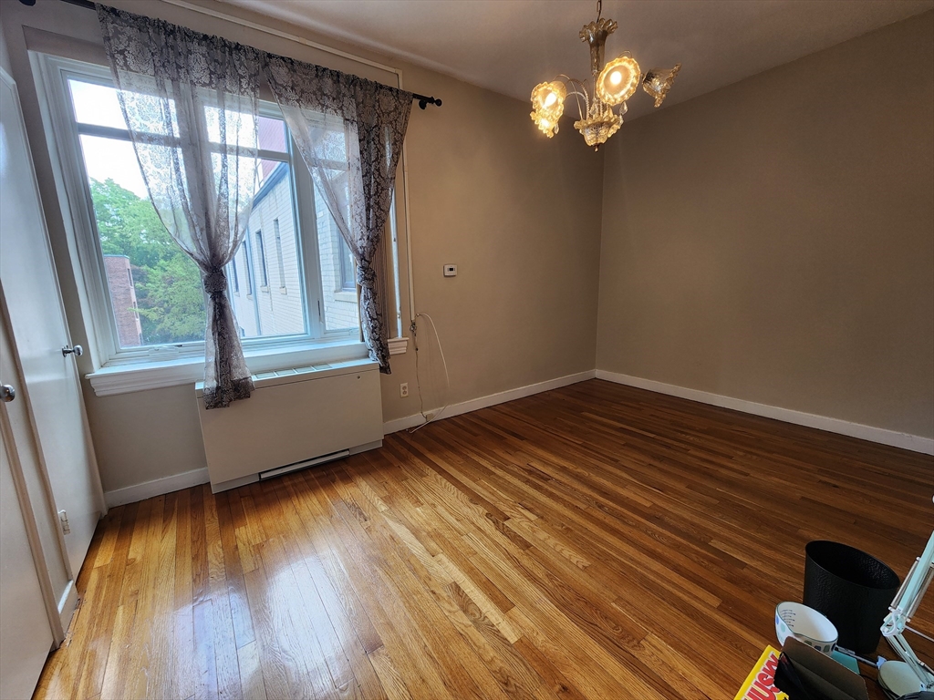 573 Washington St, Brookline