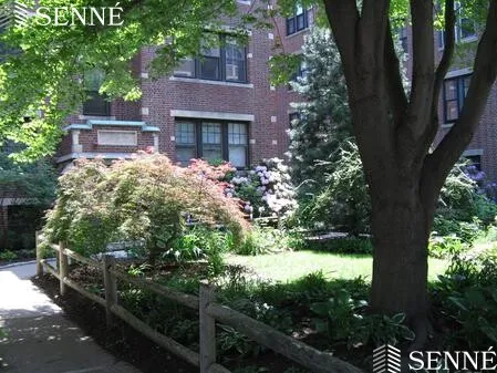 34 Ash St, West Cambridge