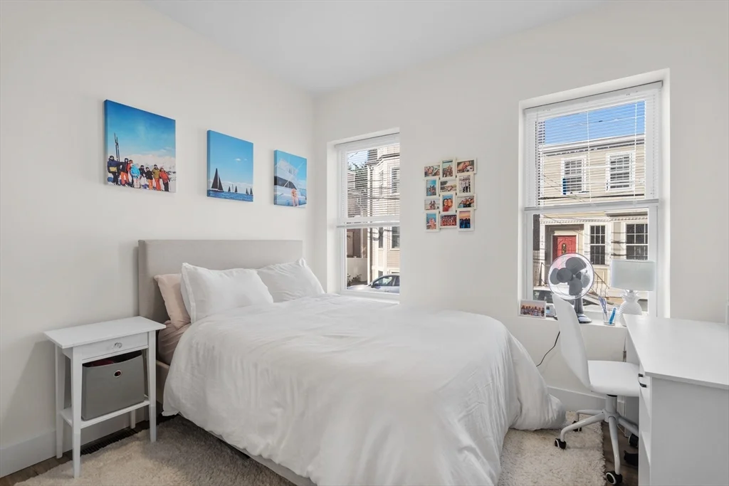 211 West 9th, South Boston