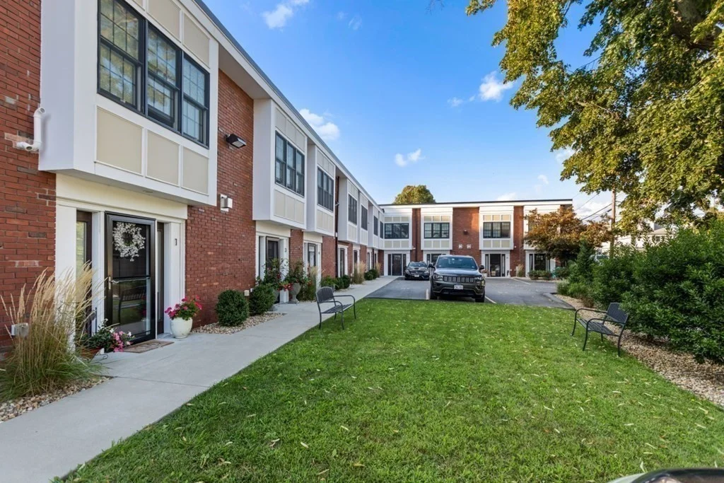 142 Pleasant St, Winthrop