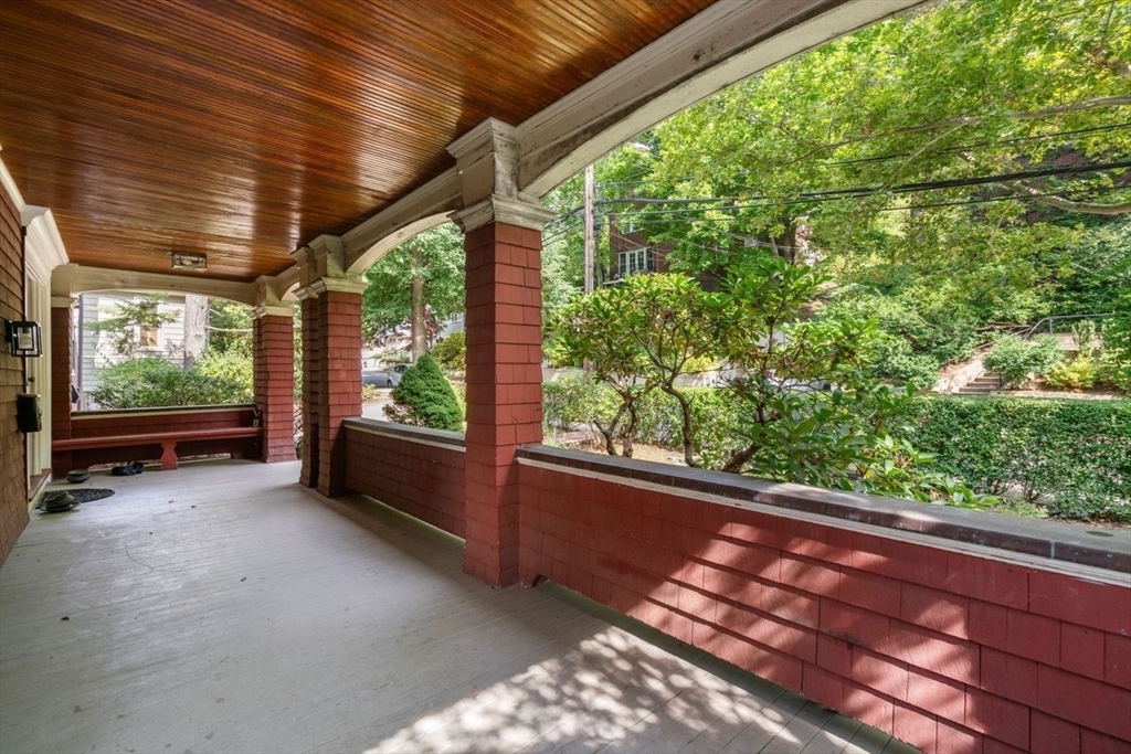 82 Lancaster Ter, Coolidge Corner