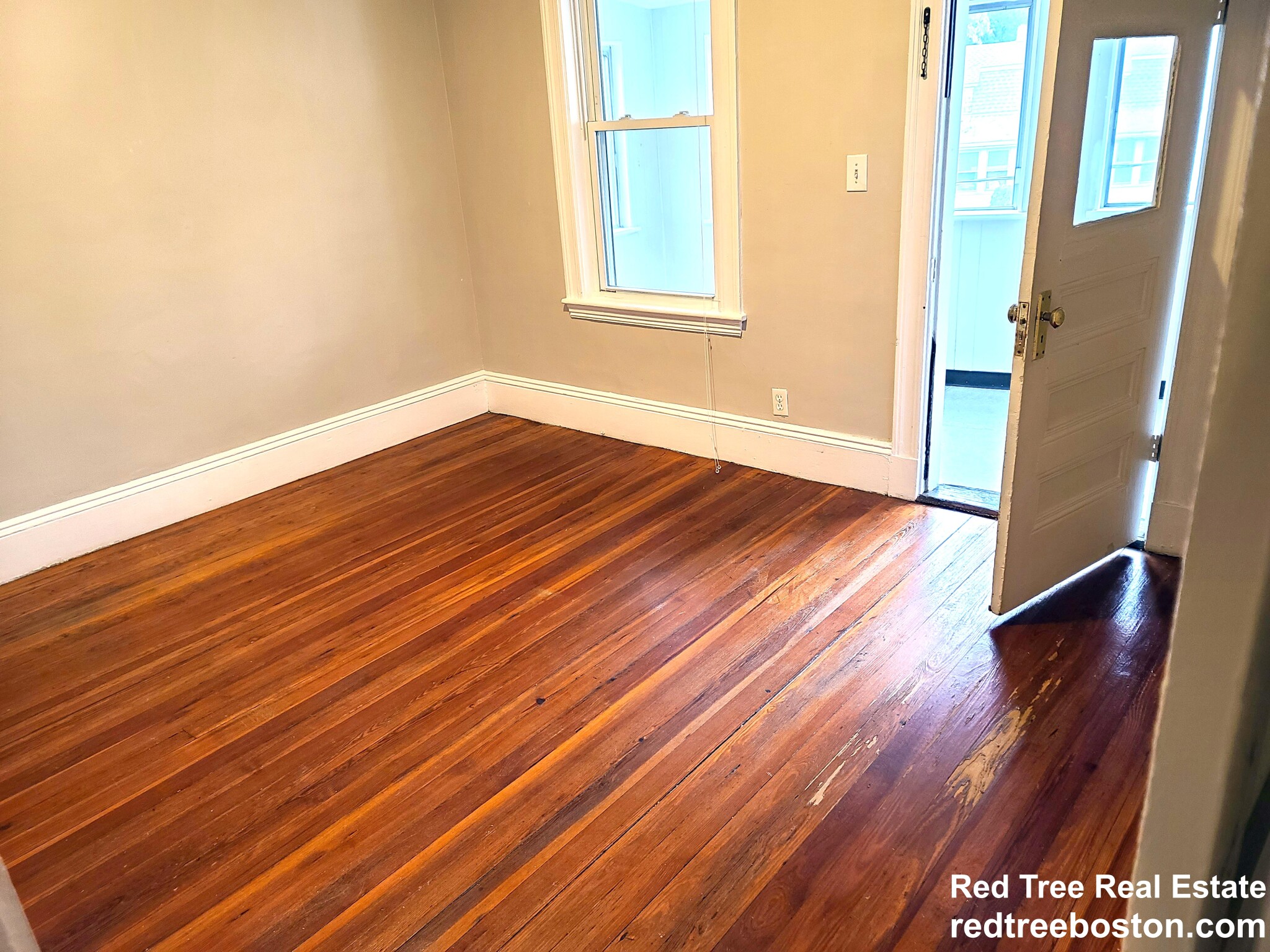 348 Faneuil St, Brighton