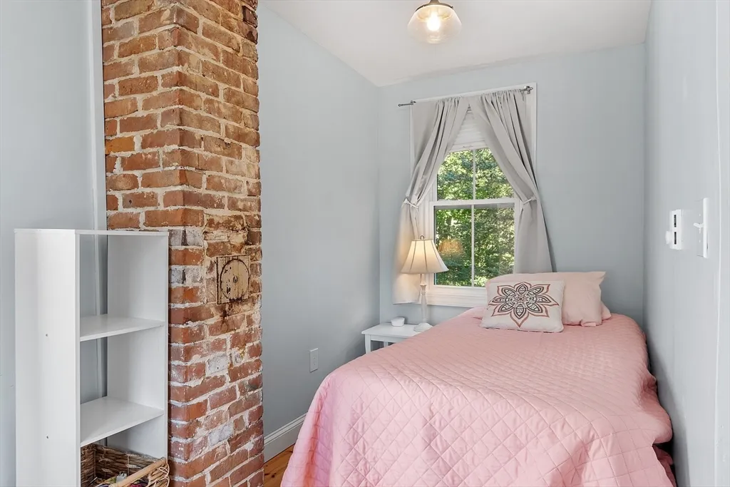 1101 Washington St, Lanesville