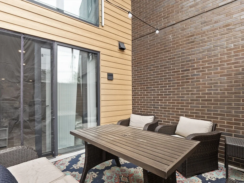 9 Central St, Spring Hill