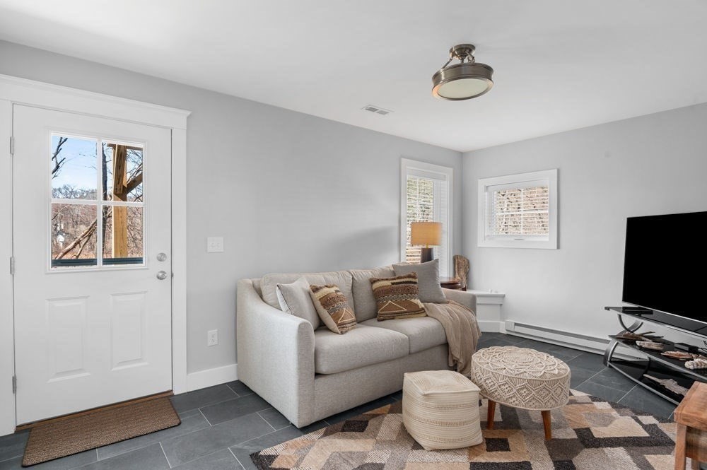 21 Hines Way, Newburyport