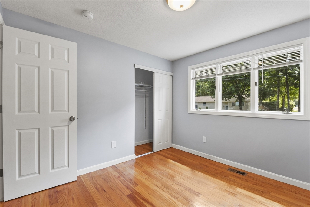 10 Lawndale Rd, Mansfield