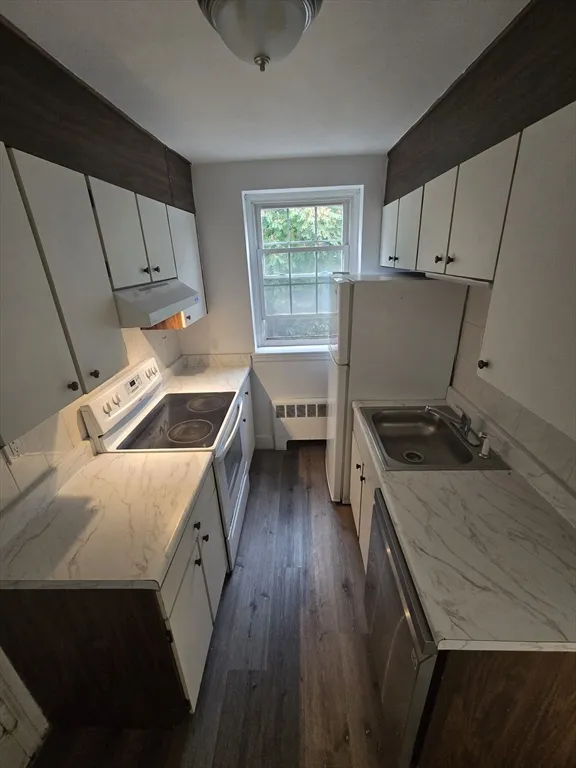 29 Englewood Ave, Salisbury Road - Corey Farm