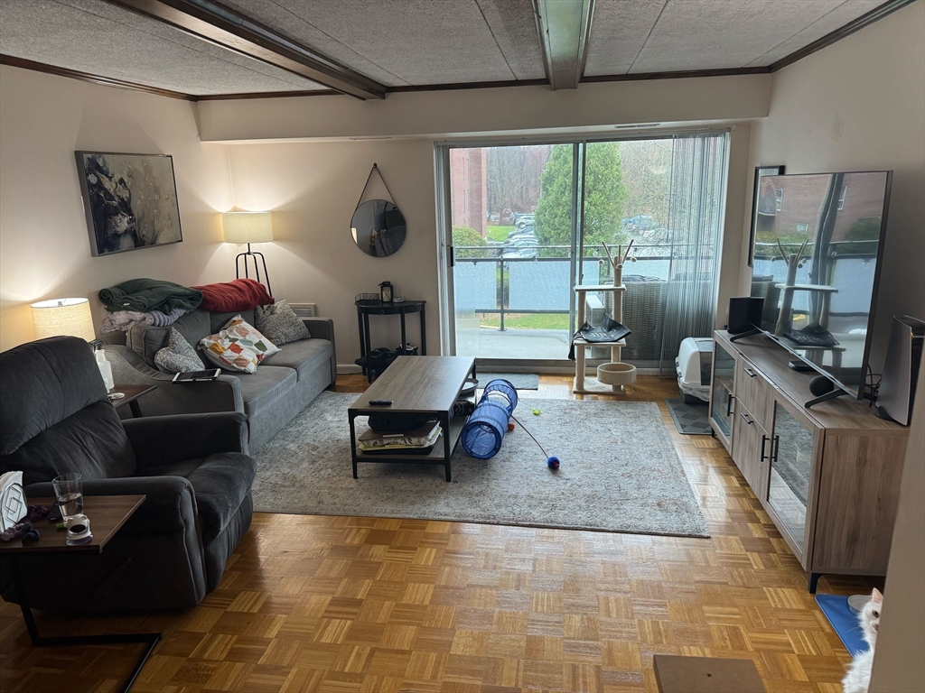 57 Broadlawn Park, West Roxbury