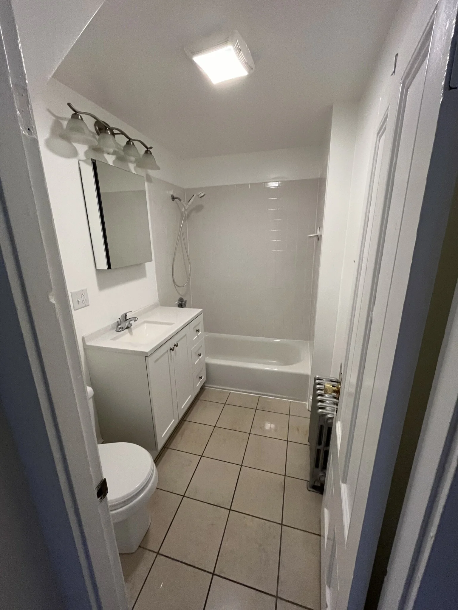 2572 Massachusetts Ave, North Cambridge