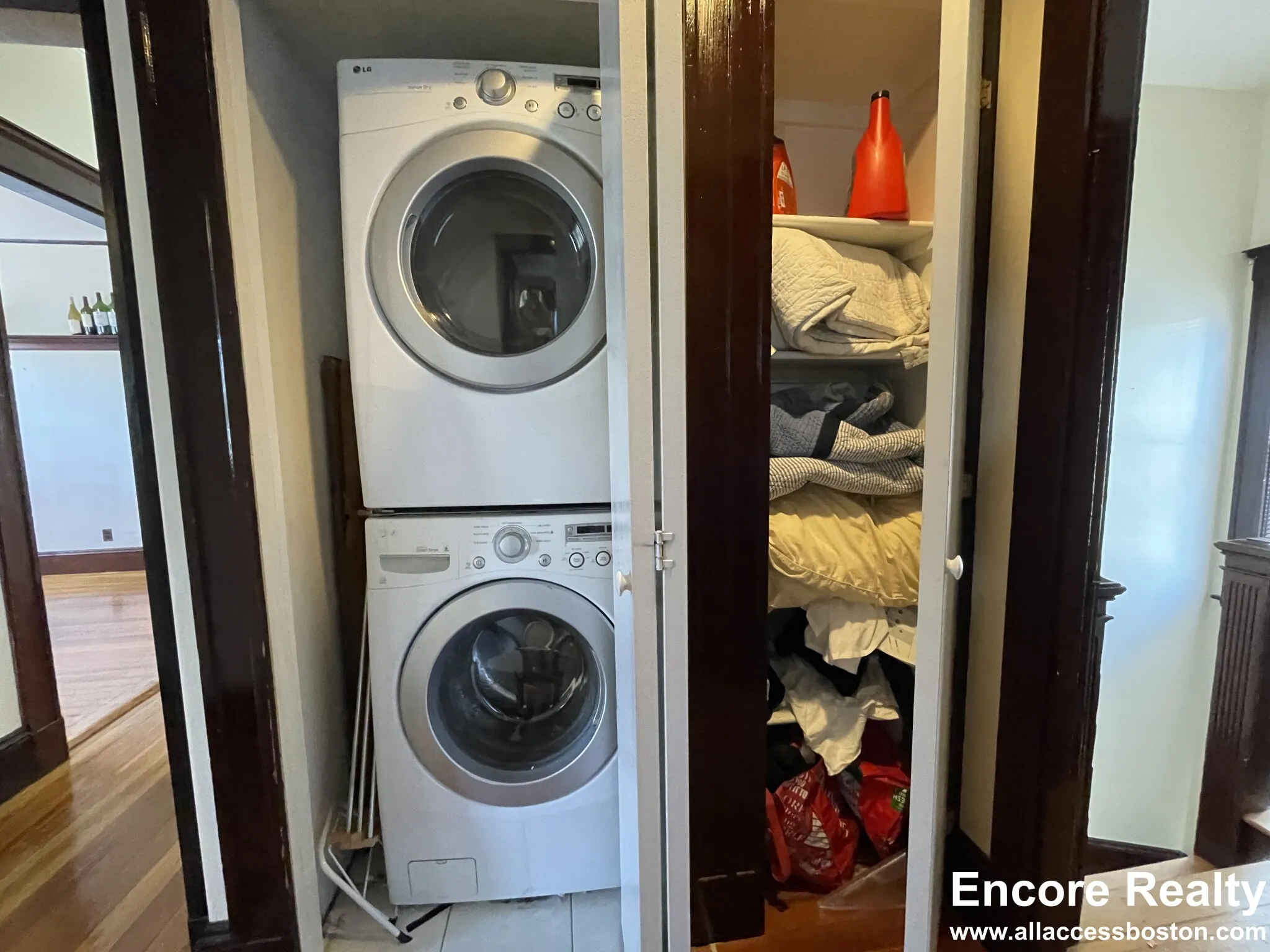 56 Hobson St, Oak Square