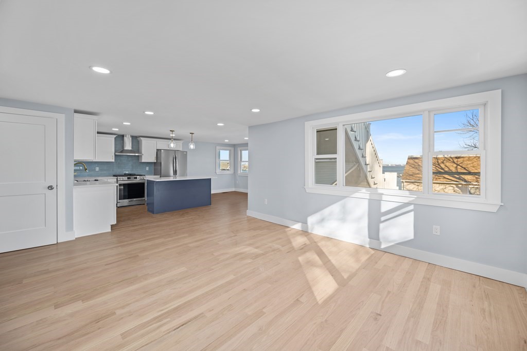 228 Bellingham Ave, Revere