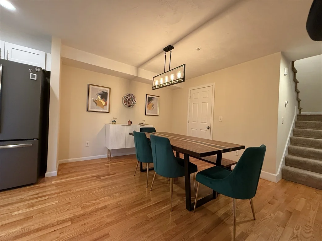 32 John Hancock Dr, Ashland