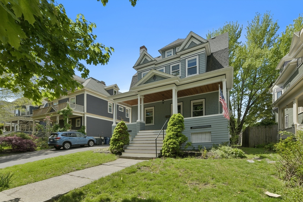 28 Meredith St, West Roxbury