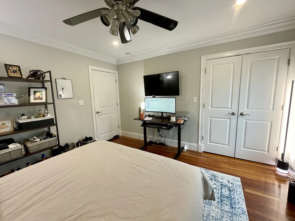 10 Mitchell St, South Boston