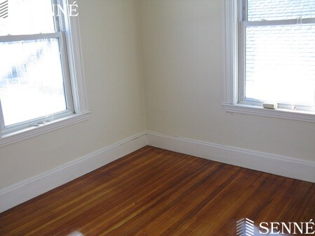 50 Dover St, North Cambridge