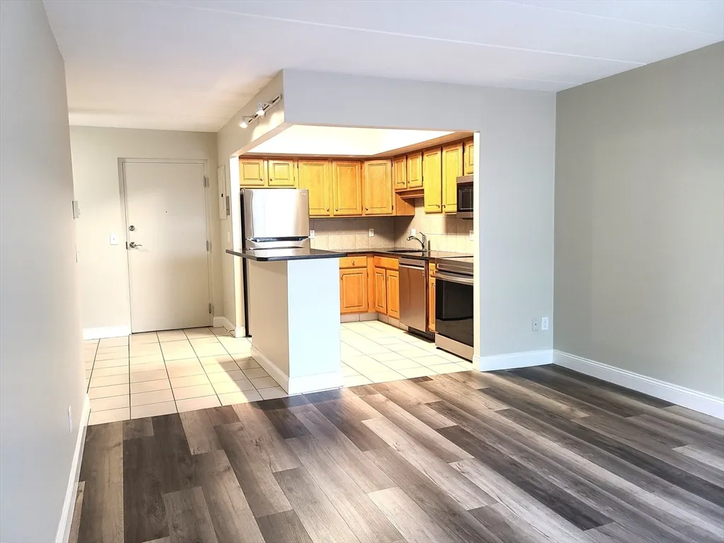 576 Washington St, Weymouth