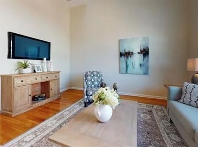 137 Glenville Ave, Allston