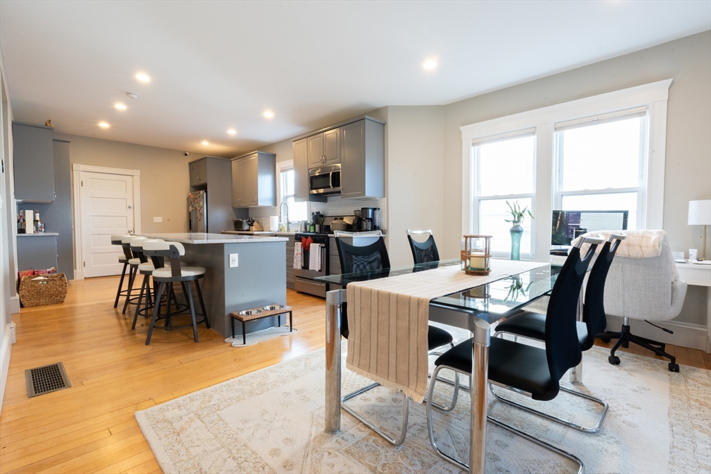 49 Montvale, Roslindale