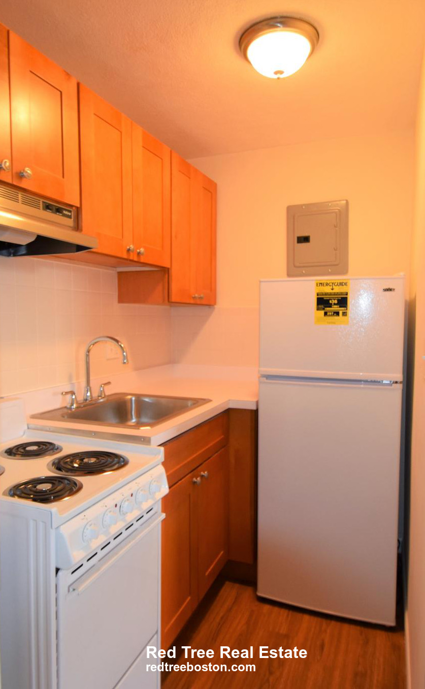 164 North Beacon St, Brighton