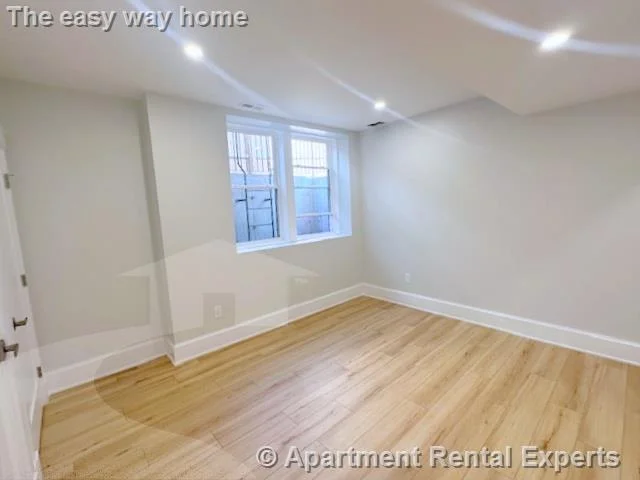 37 Governor Winthrop Rd, Ten Hills