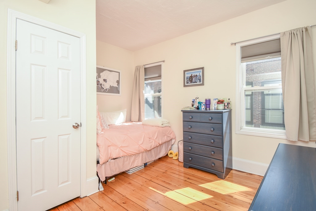 431 Faneuil St, Brighton