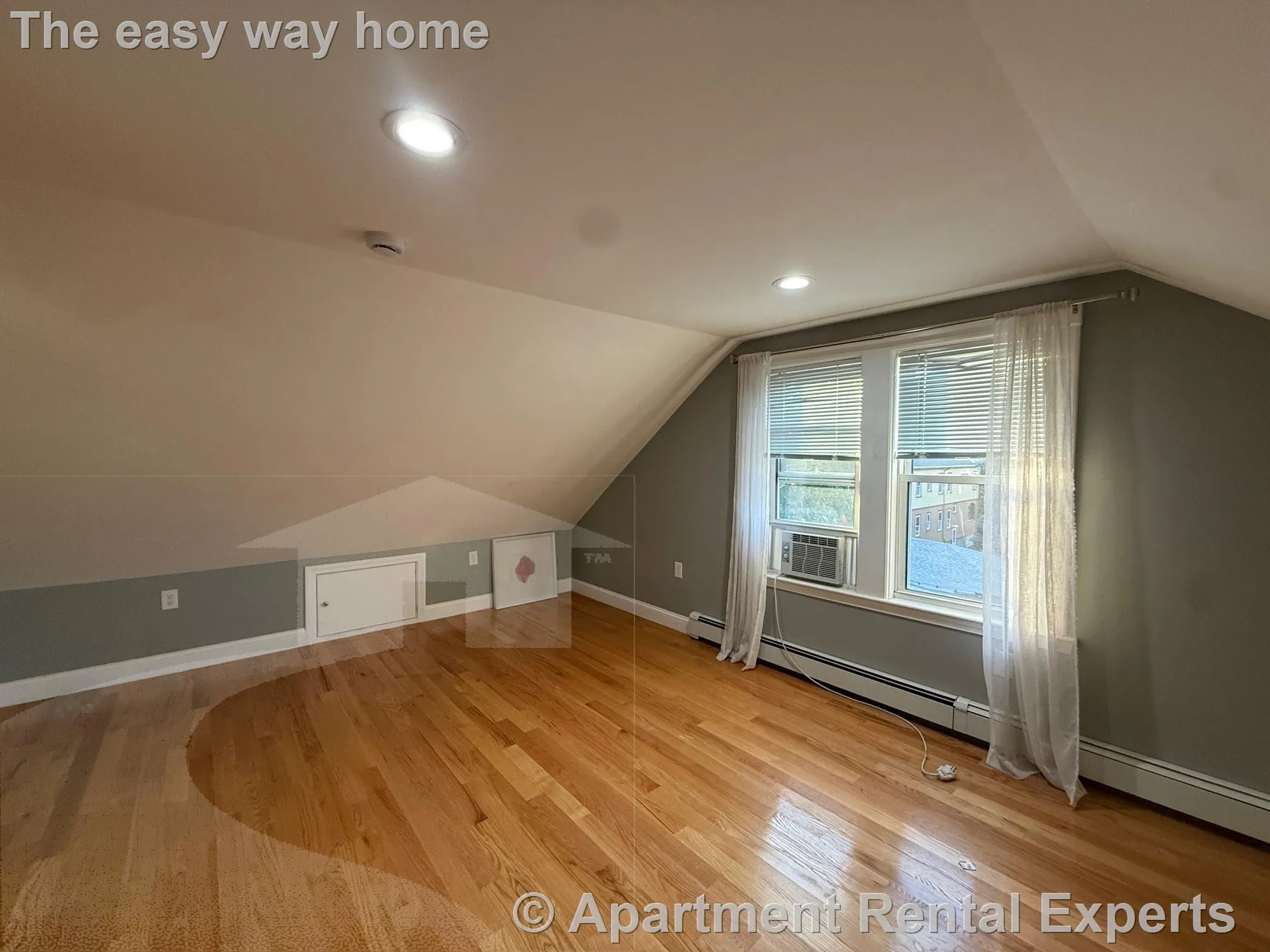 167 Harvard St, Tufts