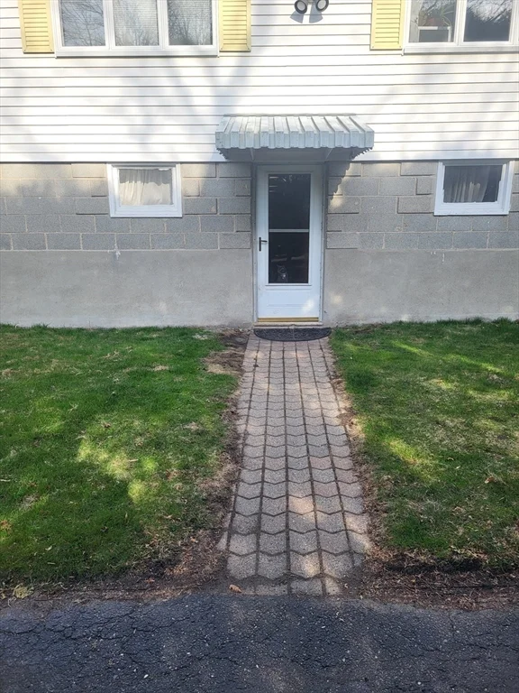 11 Walnut Hill Rd, Newton