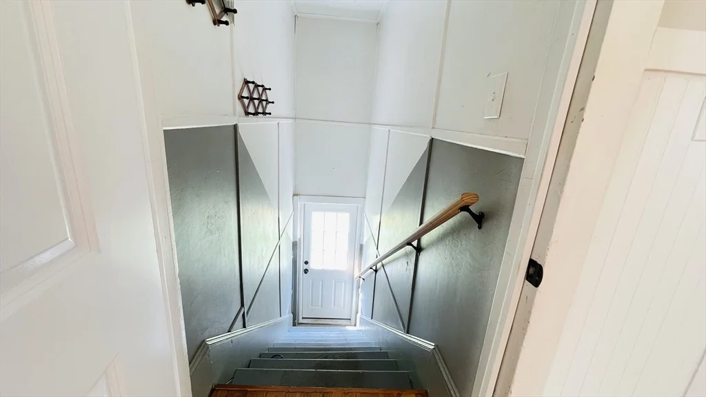 61 Hastings Rd, Southwick