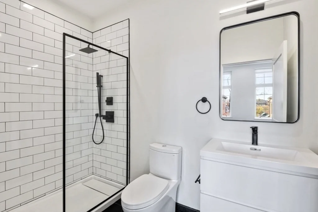 217-221 Essex St, Salem