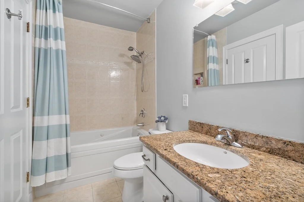 10 S Sydney, Dorchester