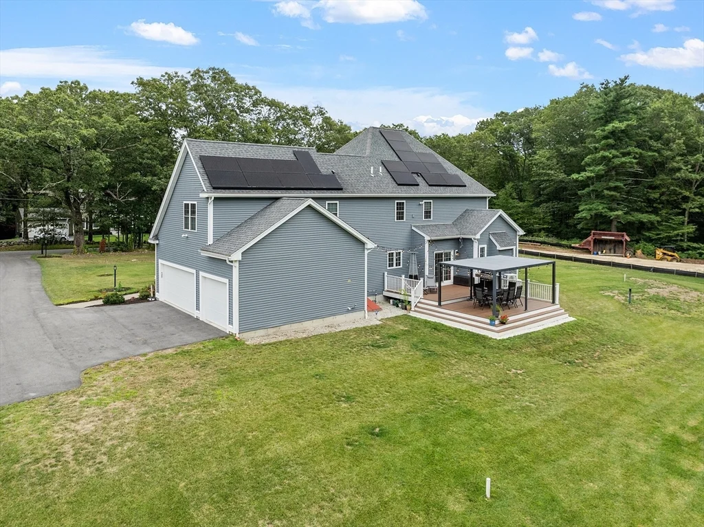 27 Spring Rd, Westborough