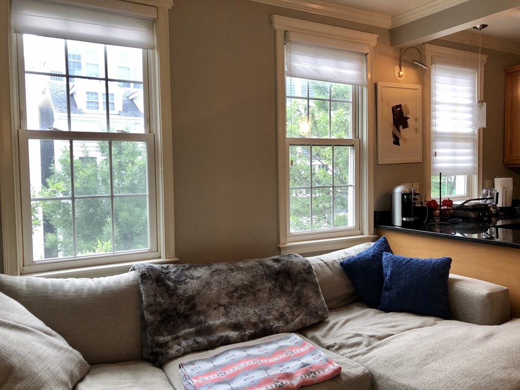 181 K St, South Boston