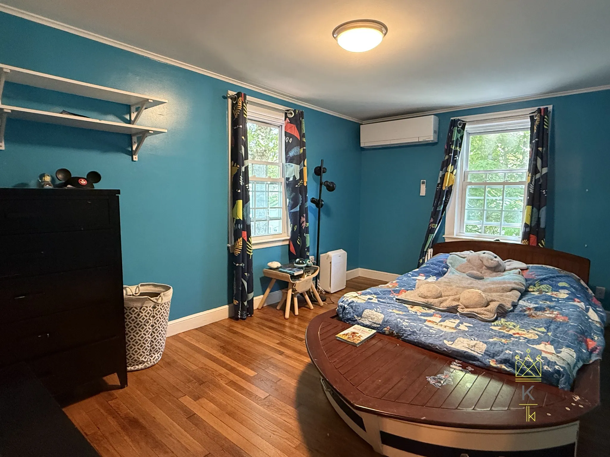 36 Risley Rd, Chestnut Hill
