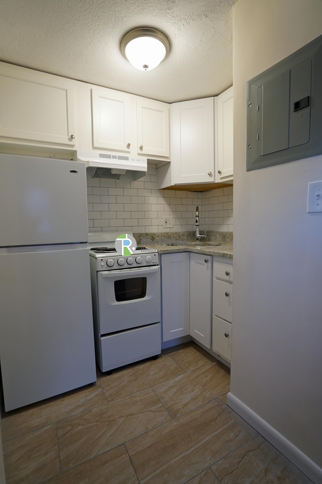 2018 Commonwealth Ave, Brighton