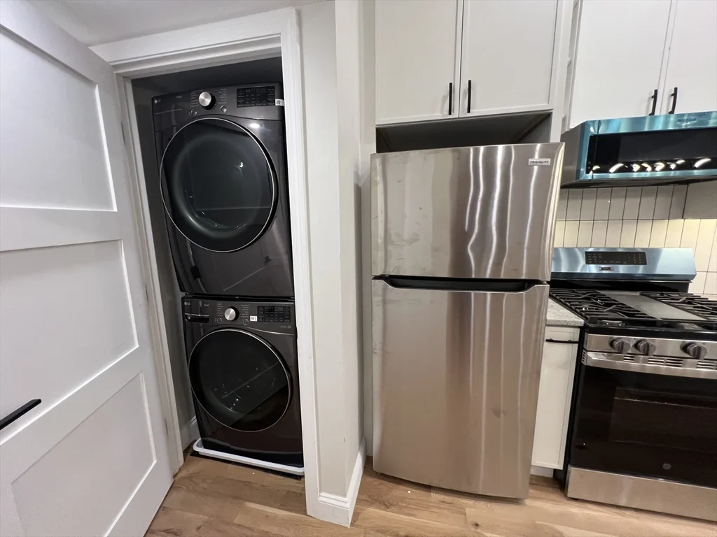 16 Harriet St, Brighton