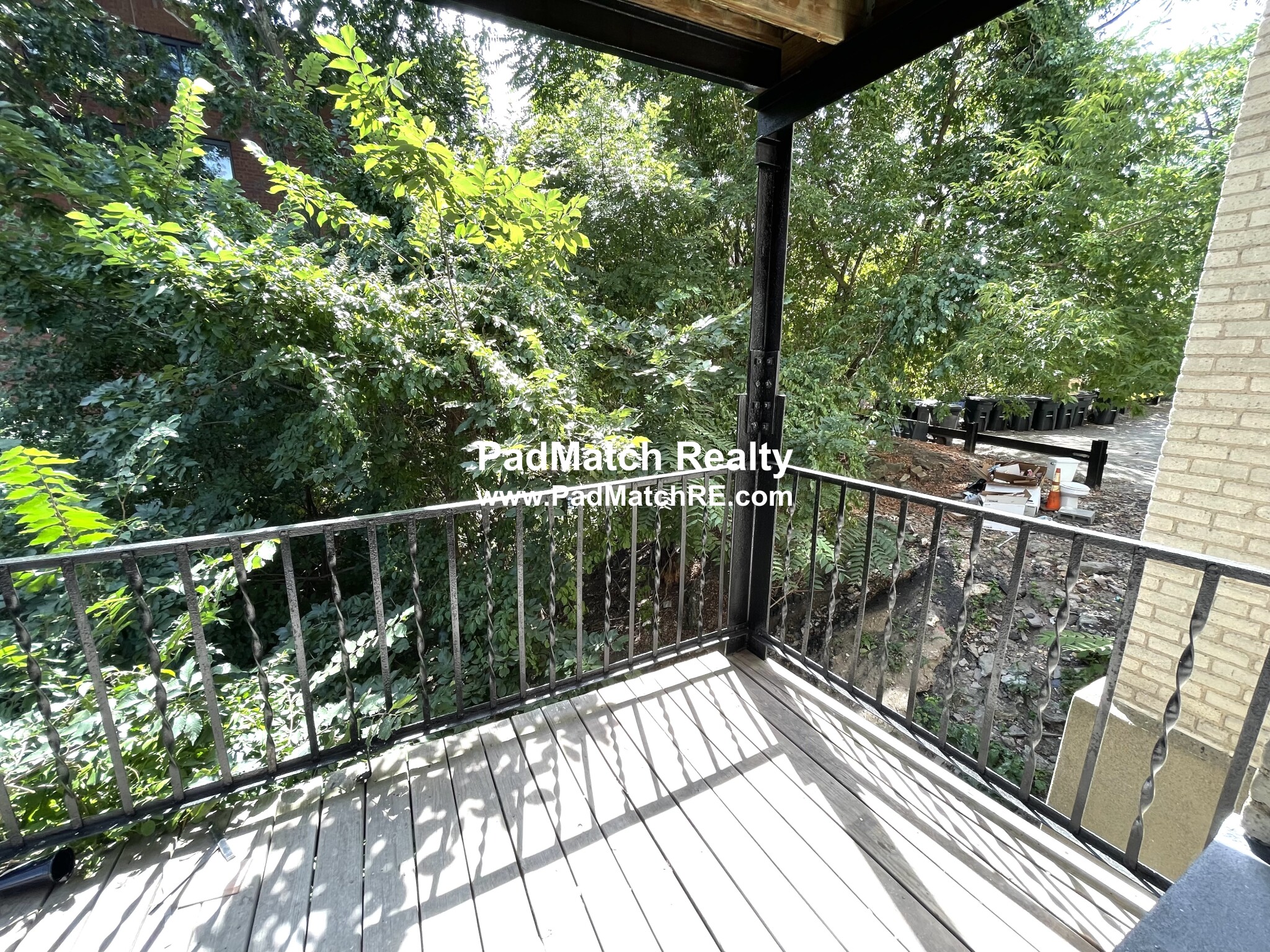 1626 Commonwealth Ave, Brighton