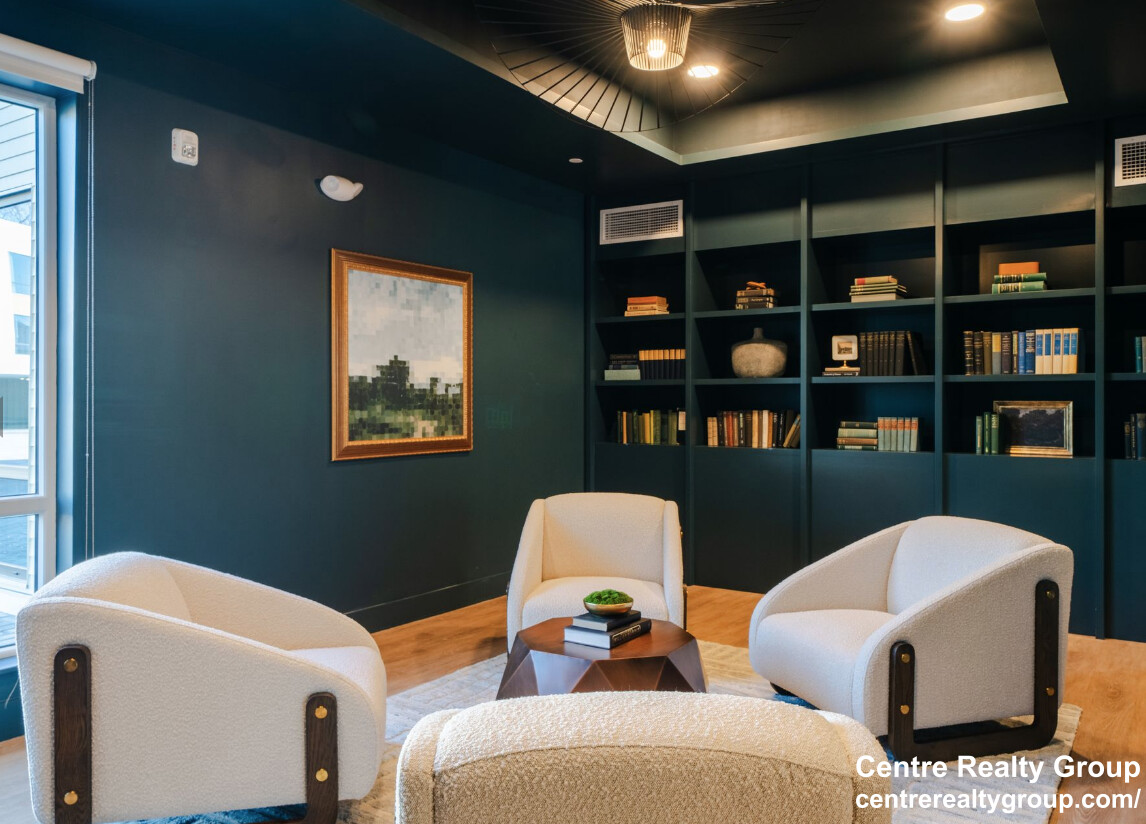 289 Walk Hill St, Roslindale