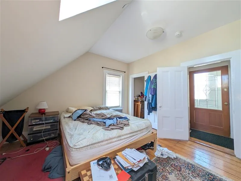 48 Orchard St, Medford