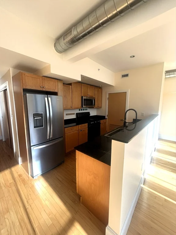 17 Ivaloo St, Ward Two