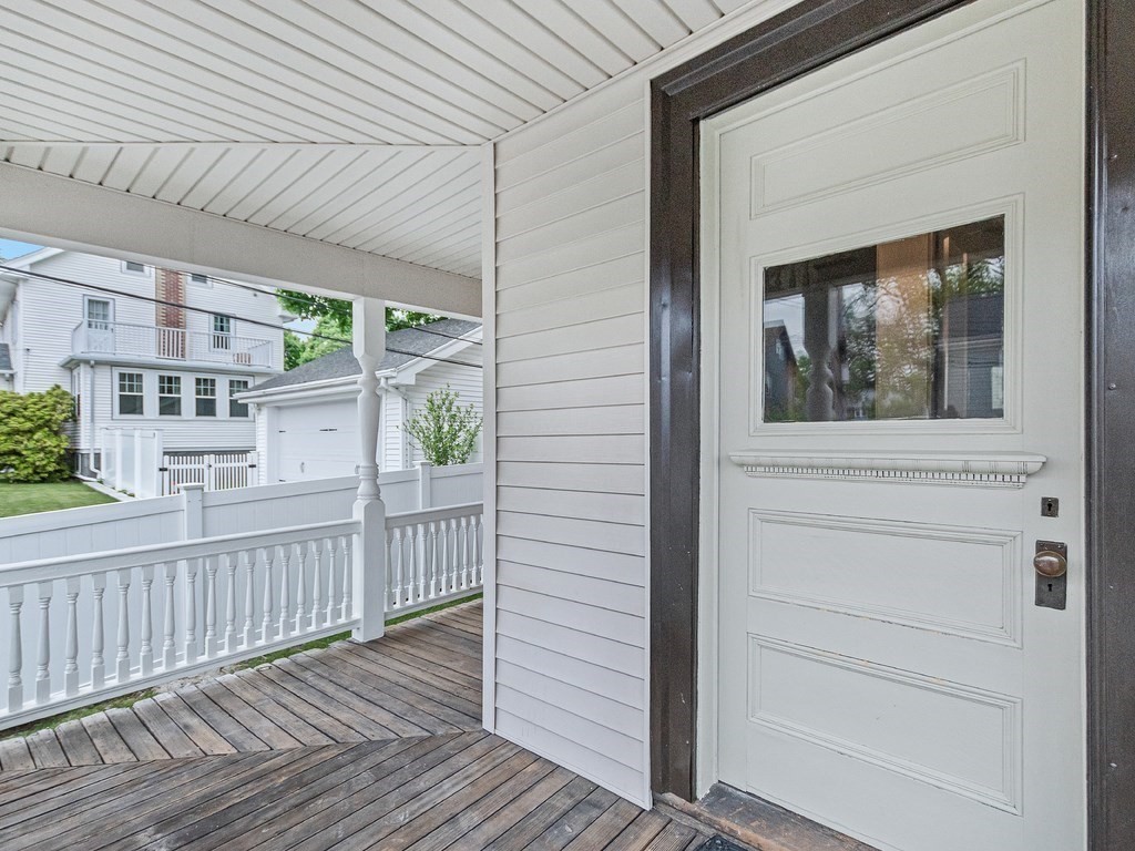 121 Hewlett St, Roslindale