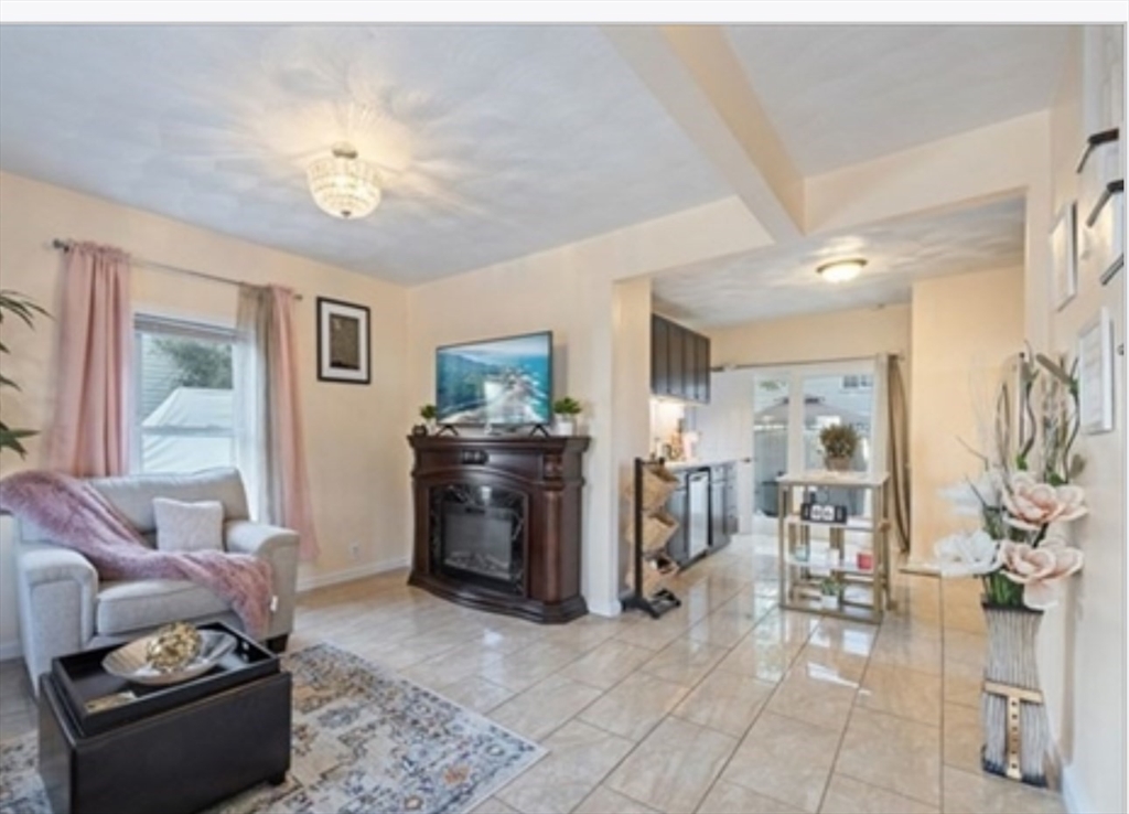 62 Mount Pleasant St, Lynn