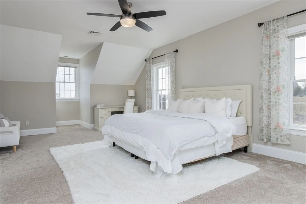 63 Skyfields Dr, Groton