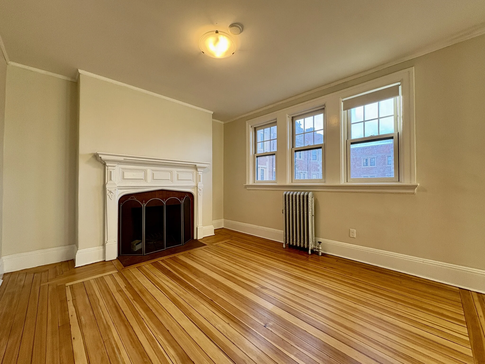 1209 Beacon St, Coolidge Corner