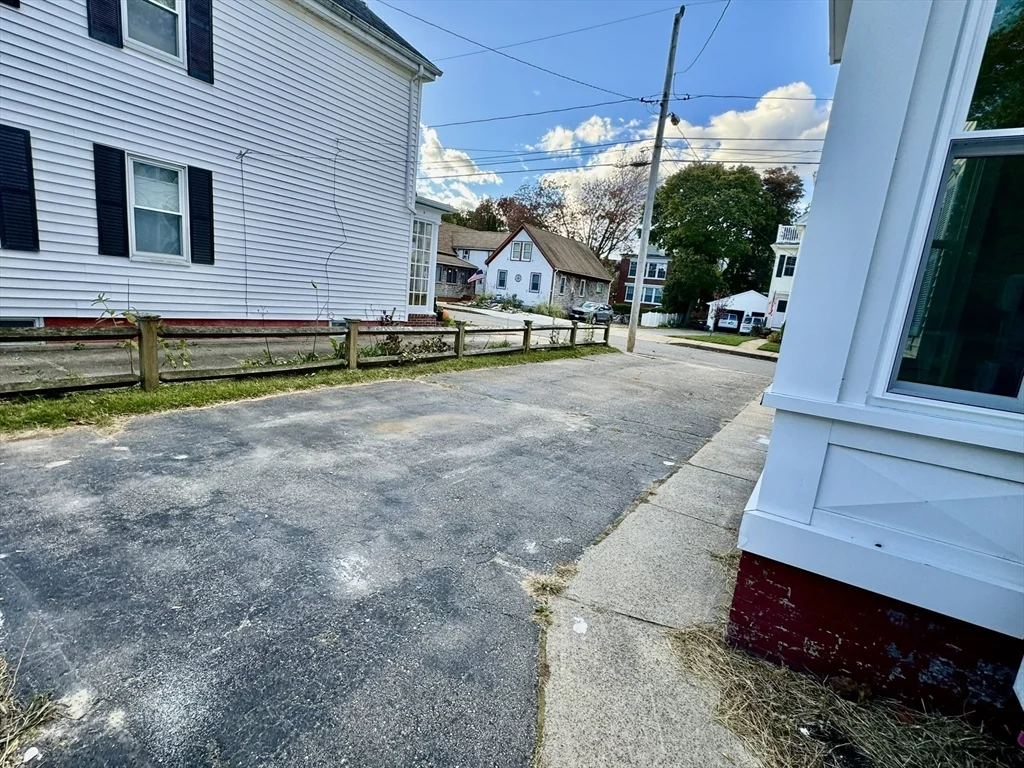 17 Fremont St, Downtown