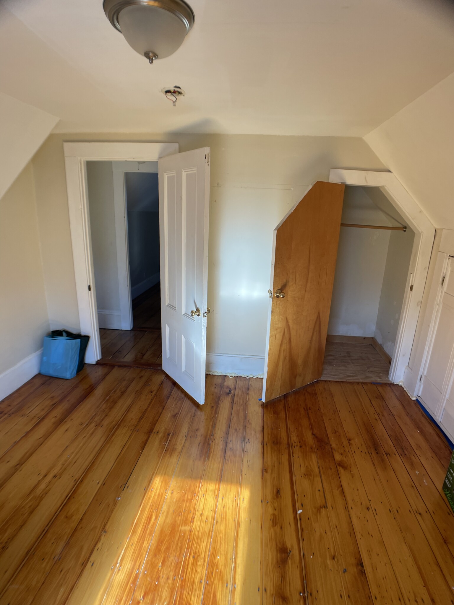 67 Flint St, East Somerville