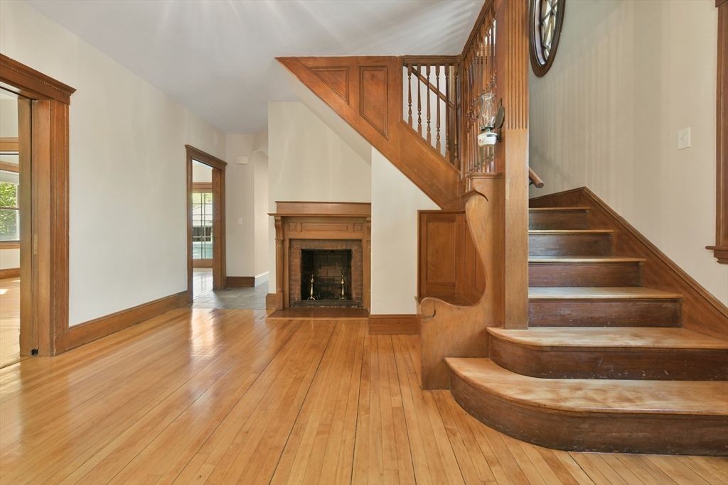 28 Meredith St, West Roxbury